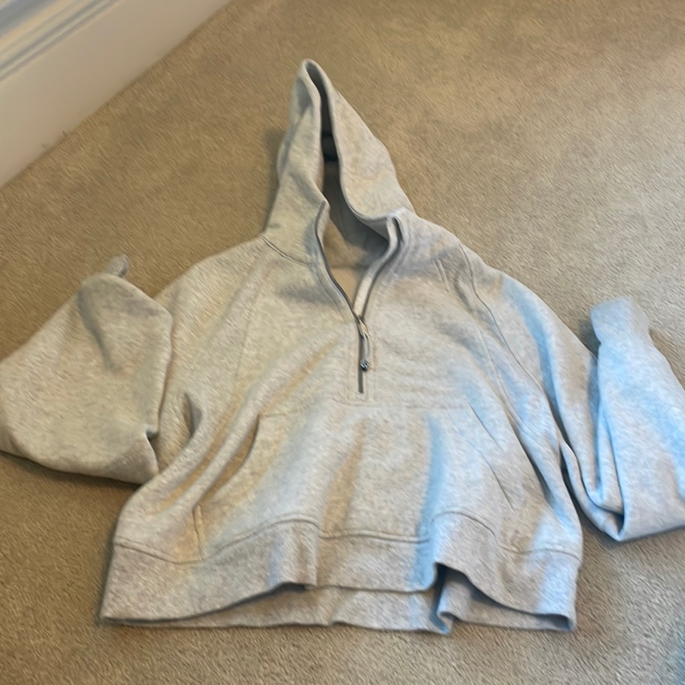 COPY - Lululemon Scuba half zip